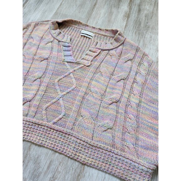 Urban Outfitters Oversized Crop Cable Knit Sweater V Neck Pastel Rainbow S EUC - Picture 2 of 8